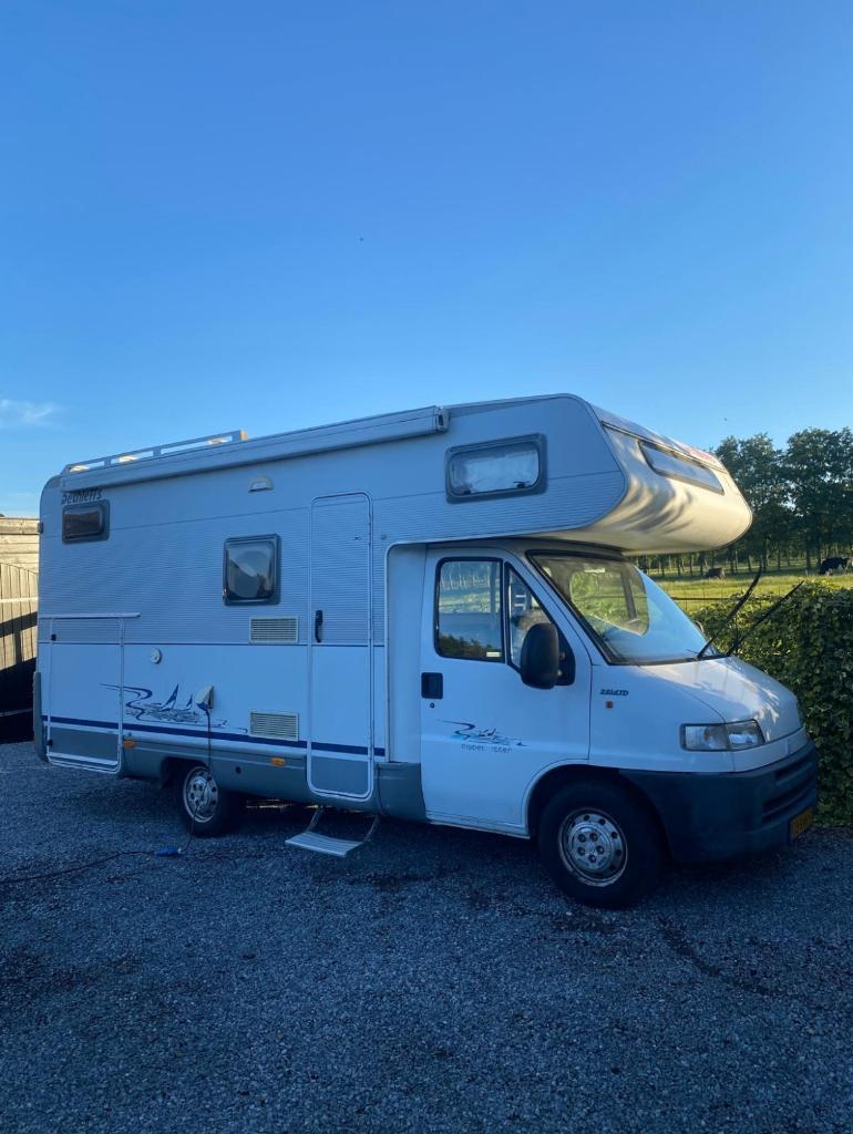 Dethleffs Globetrotter Esprit met stapelbed - APK mei 2027, Chemisch toilet, Alkoof, Ringverwarming, Fiat