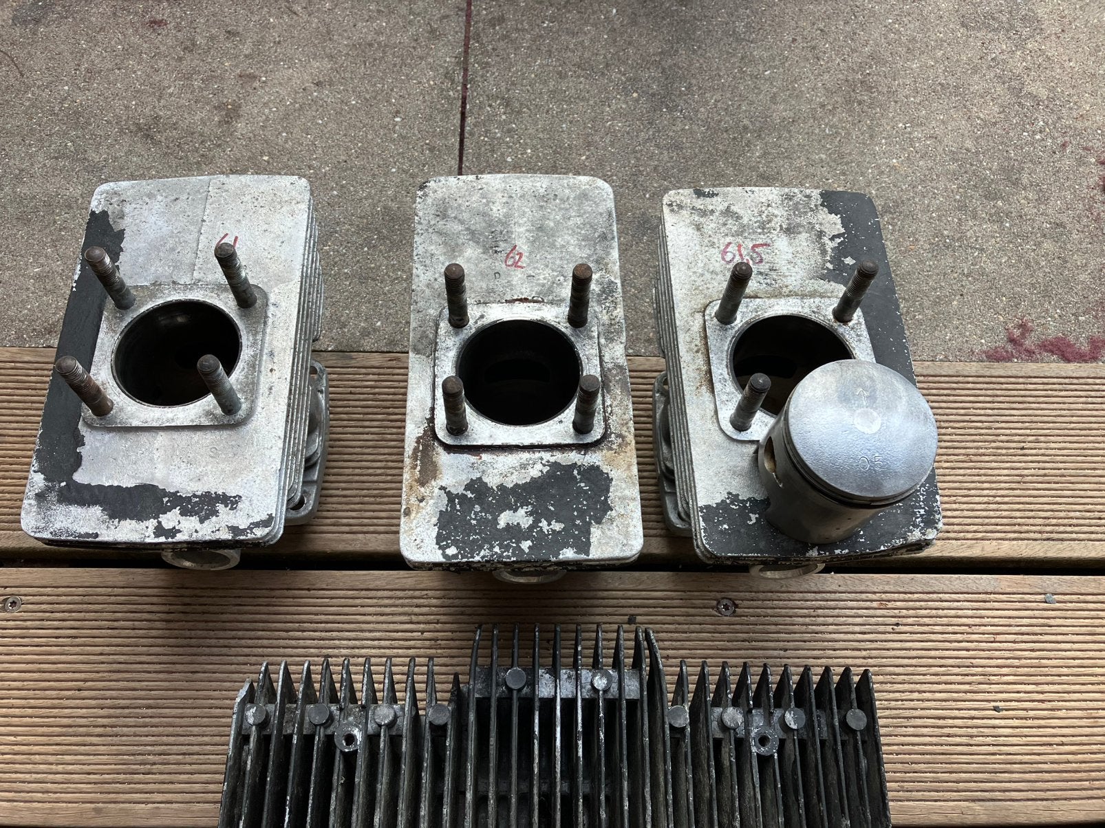 Suzuki gt550 j/k cilinders/kop, Motoren, Onderdelen | Oldtimers, Ophalen of Verzenden, Gebruikt