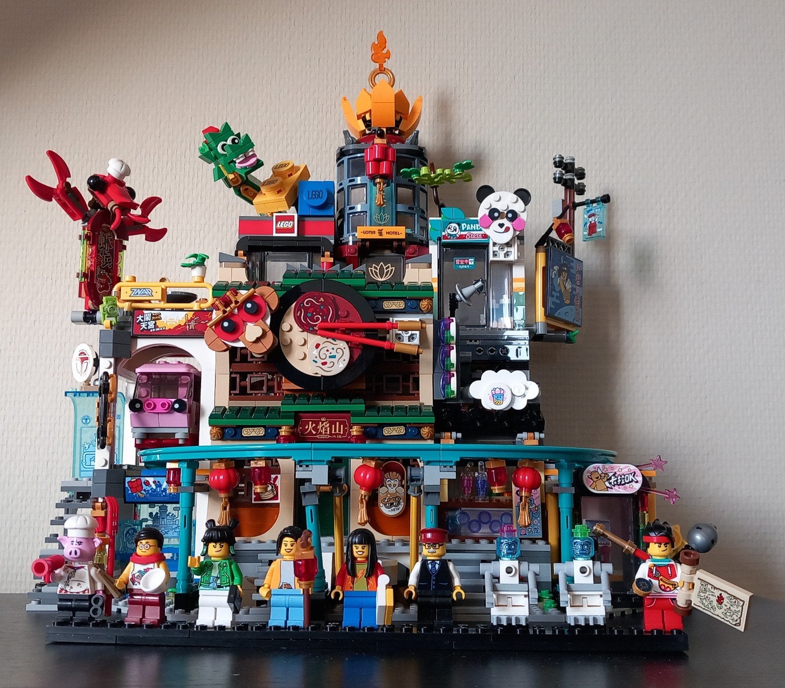 LEGO Monkie Kid 80036 Lantaarnstad - Compleet en Leuk!, Ophalen, Gebruikt