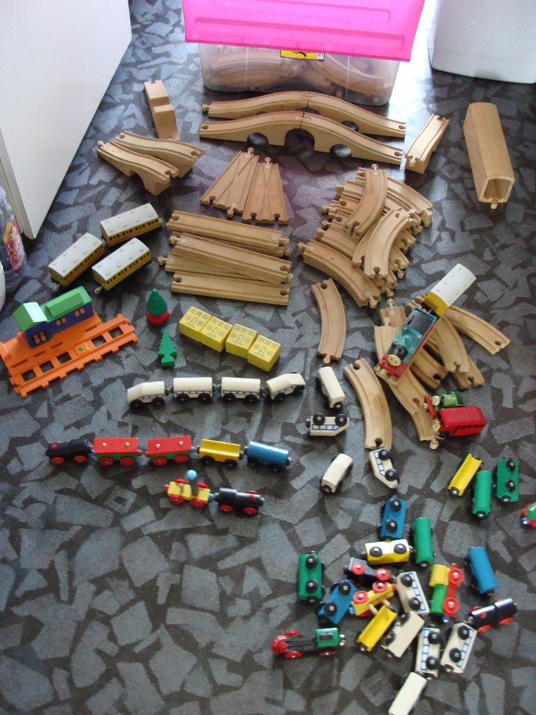 TOMAS TREIN RAILs VAN HOUT, Ophalen, Gebruikt