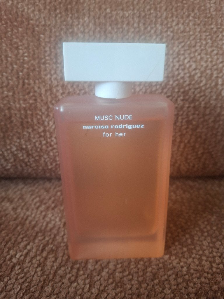 Narciso Rodriguez 100 ml musc nude, Sieraden, Tassen en Uiterlijk, Uiterlijk | Parfum, Ophalen of Verzenden, Gebruikt