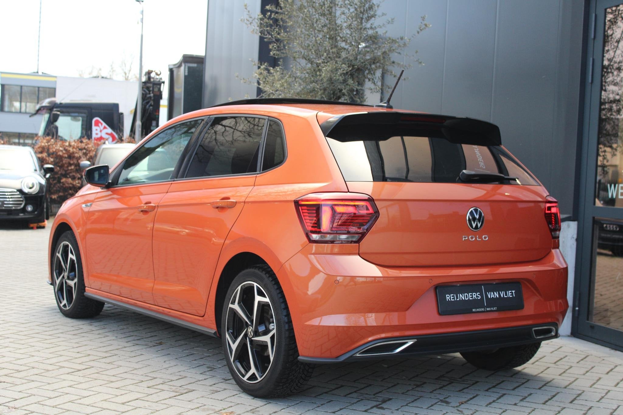Volkswagen Polo 1.0 TSI Highline Business R | R-Line Int. &, Auto's, 12 maanden, Stof, Gebruikt, Overige kleuren
