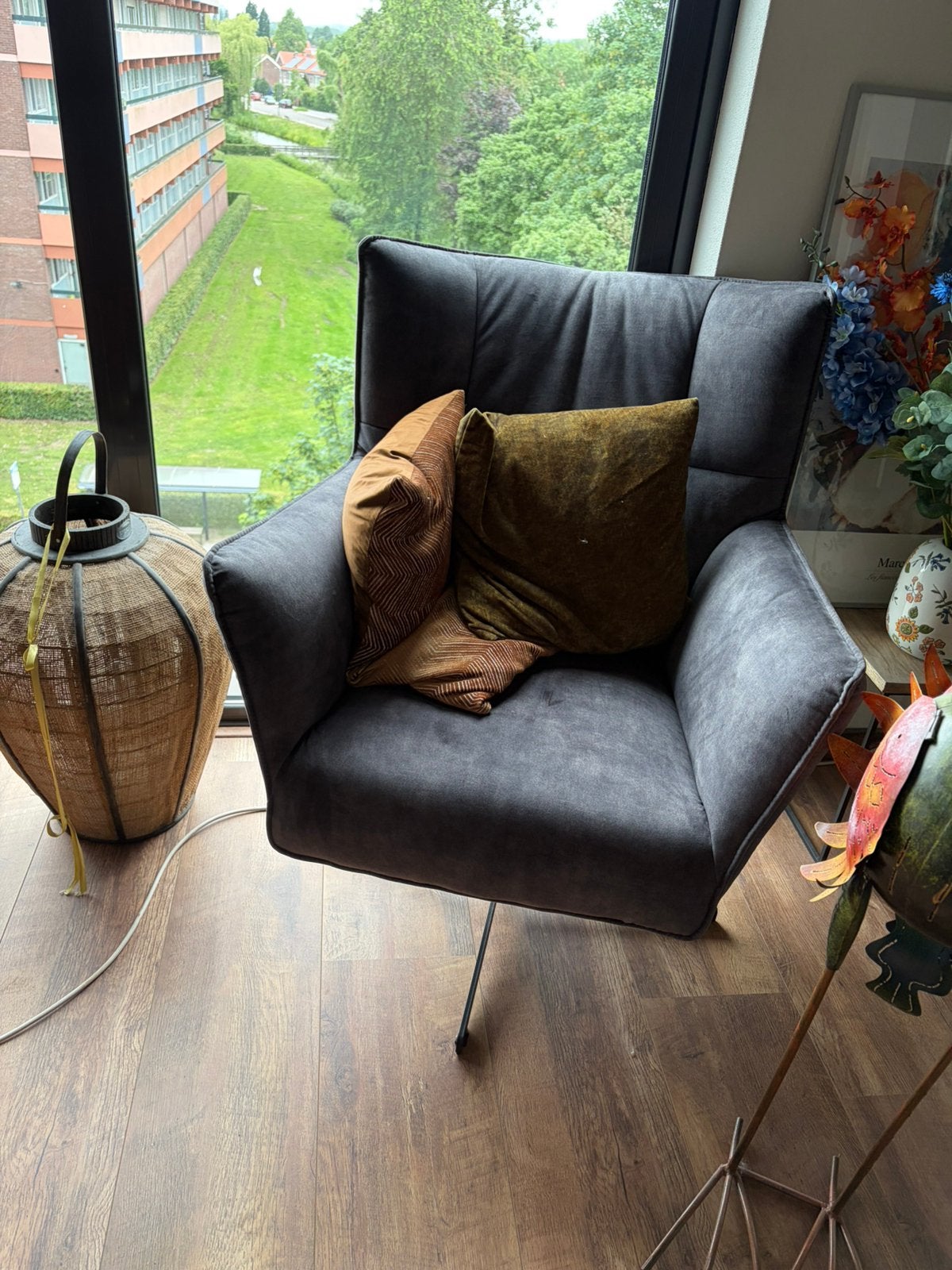 Mooie luxe draaifauteuil tw koop, nog geen twee jaar oud., Huis en Inrichting, Ophalen, Zo goed als nieuw, Eén