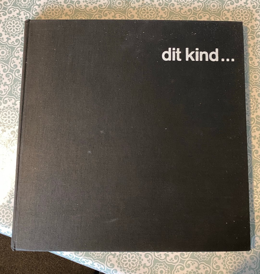 3 bijzondere Nederlandse fotoboeken over gehandicaptenzorg, Ophalen, Gebruikt