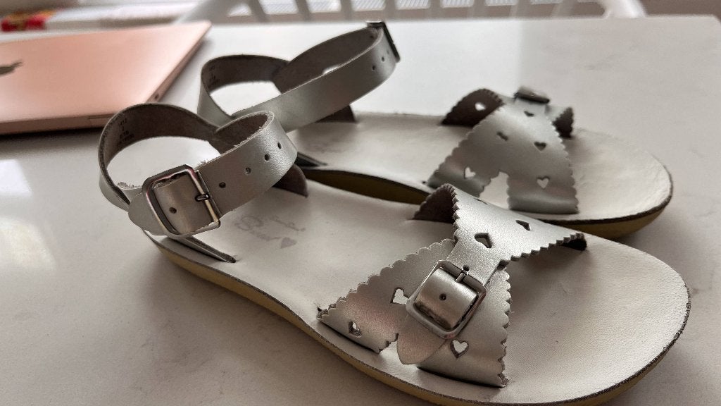 Zilver Salt-Water Sandals Meisje  (maat 2 = 34EU), Ophalen, Gebruikt, Meisje, Salt Water Sandals