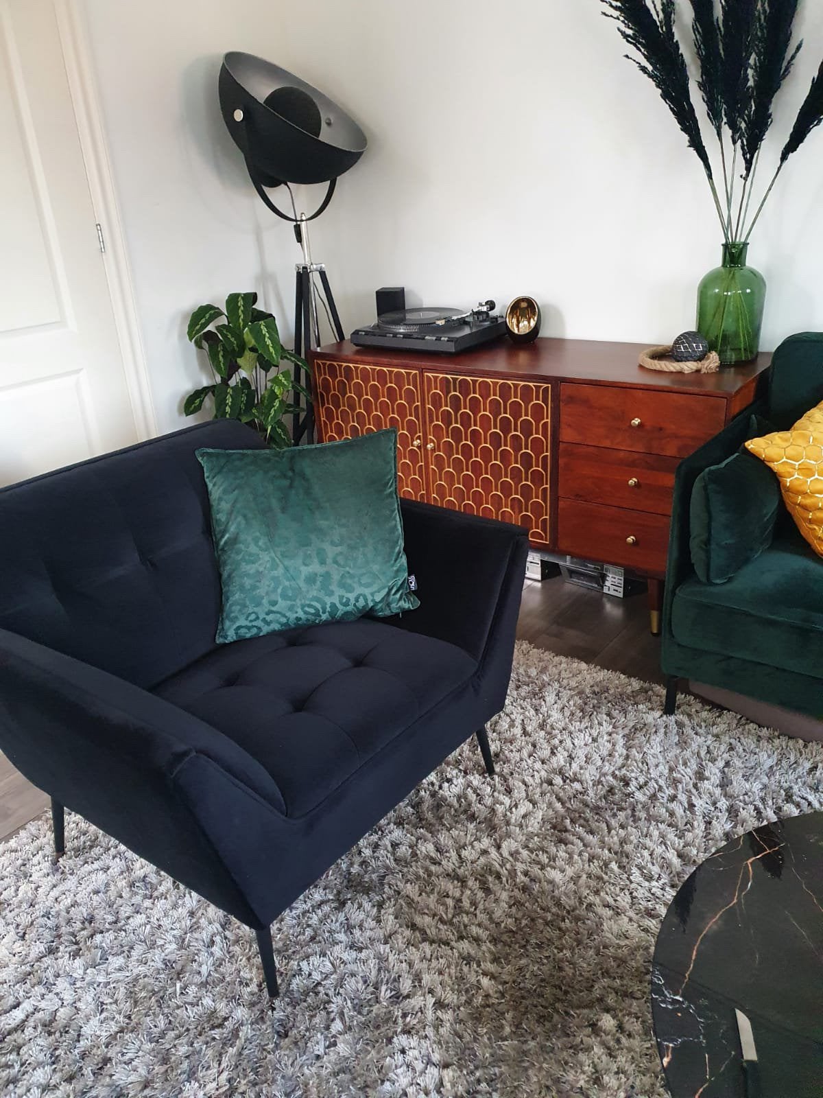 Dutchbone zwarte velvet fauteuil/luxe & comfortabel, Ophalen of Verzenden, Zo goed als nieuw, Zwart, Eén