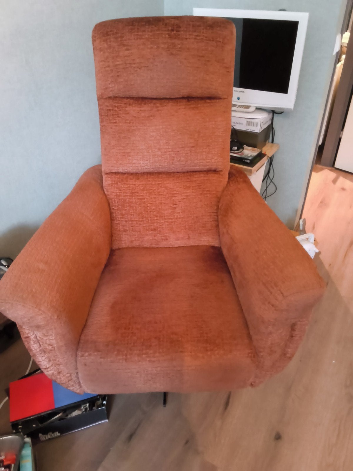Comfortabele stoel op draaipoot - Zeer goede staat,, Ophalen, Overige kleuren, Zo goed als nieuw, Eén