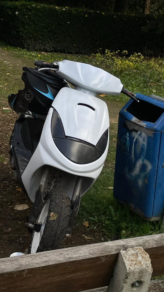 Peugeot Vivacity 70cc, Fietsen en Brommers, Snorfietsen en Snorscooters, Ophalen, Gebruikt, Tweetakt, Peugeot