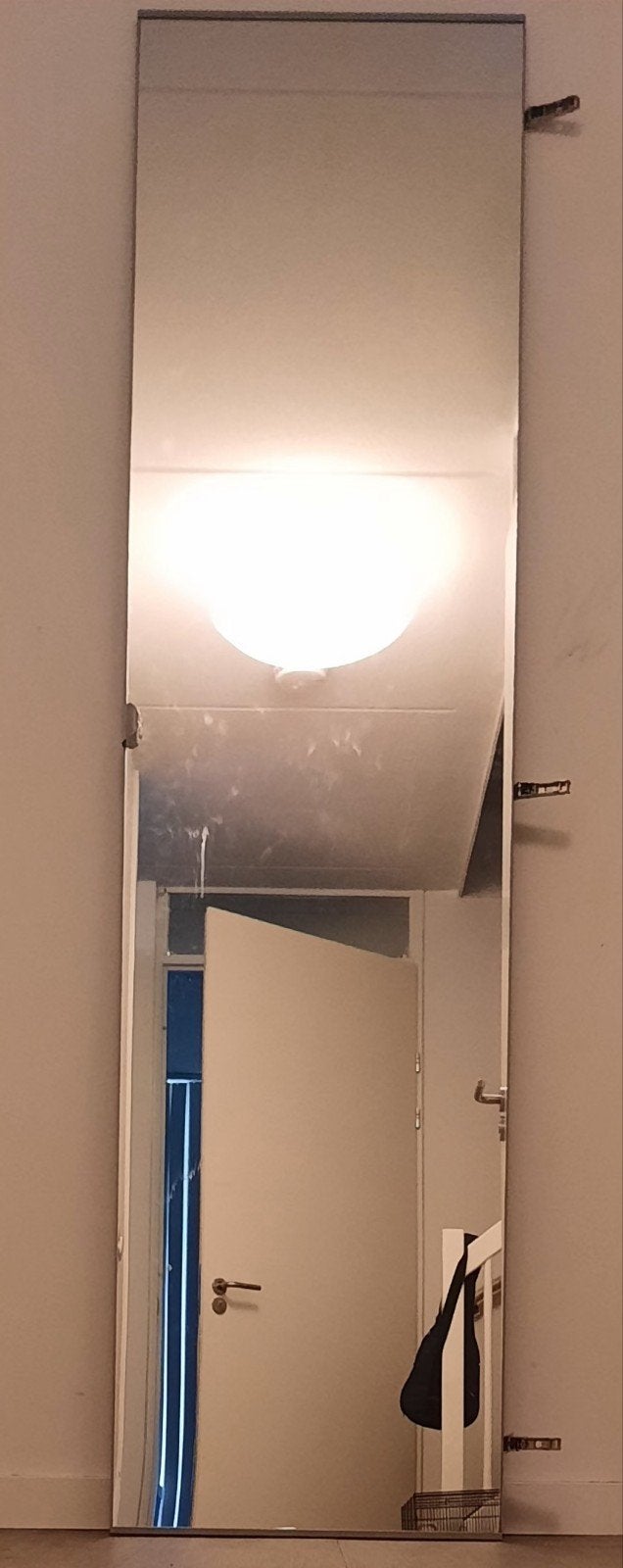 Gratis Vikedal spiegel deuren, Huis en Inrichting, Woonaccessoires | Spiegels, Ophalen, Minder dan 50 cm, Gebruikt, 100 tot 150 cm
