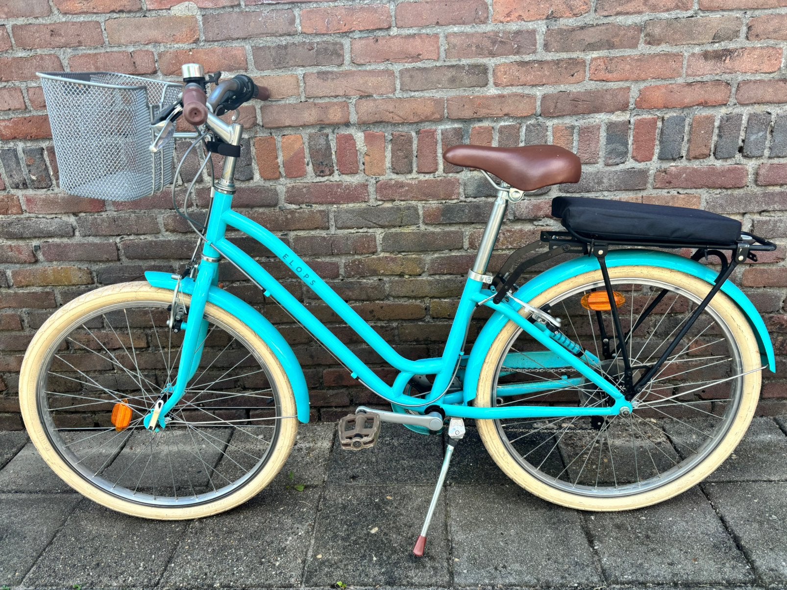 Meisjesfiets Elops 24 inch in goede staat, Fietsen en Brommers, Fietsen | Dames | Moederfietsen, Overige merken, Mandje, Gebruikt