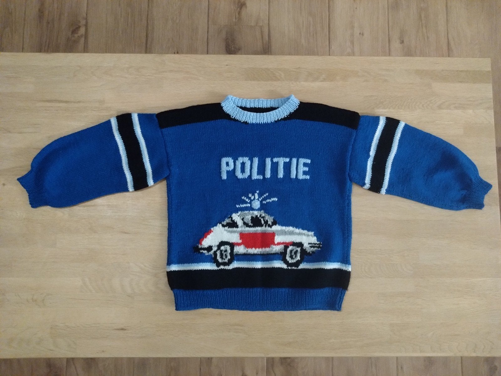 Unieke handgemaakte trui voor kinderen ongeveer maat 140, Kinderen en Baby's, Kinderkleding | Maat 140, Ophalen of Verzenden, Zo goed als nieuw