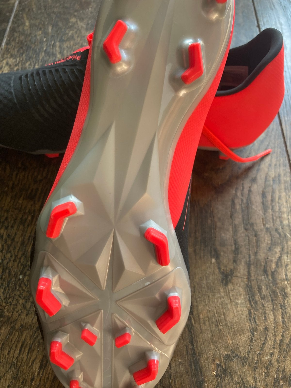 Nike Phantom Venom voetbalschoenen - Nieuw, maat 42, Ophalen of Verzenden, Nieuw, Schoenen