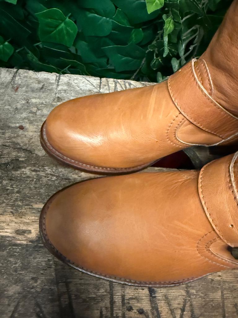 gewoon Nieuwe mooie biker boots van Sendra maat 38, Kleding | Dames, Schoenen, Bruin, Nieuw, Ophalen of Verzenden, Sendra