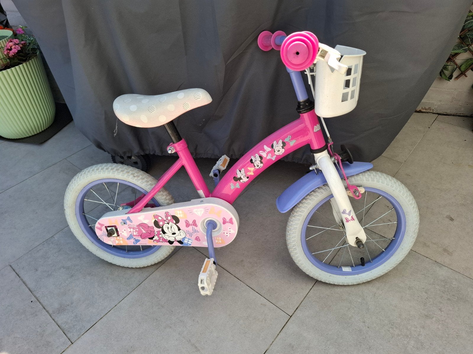 Minnie Mouse kinderfiets met zijwieltjes, Ophalen, Terugtraprem, Zijwieltjes, Gebruikt