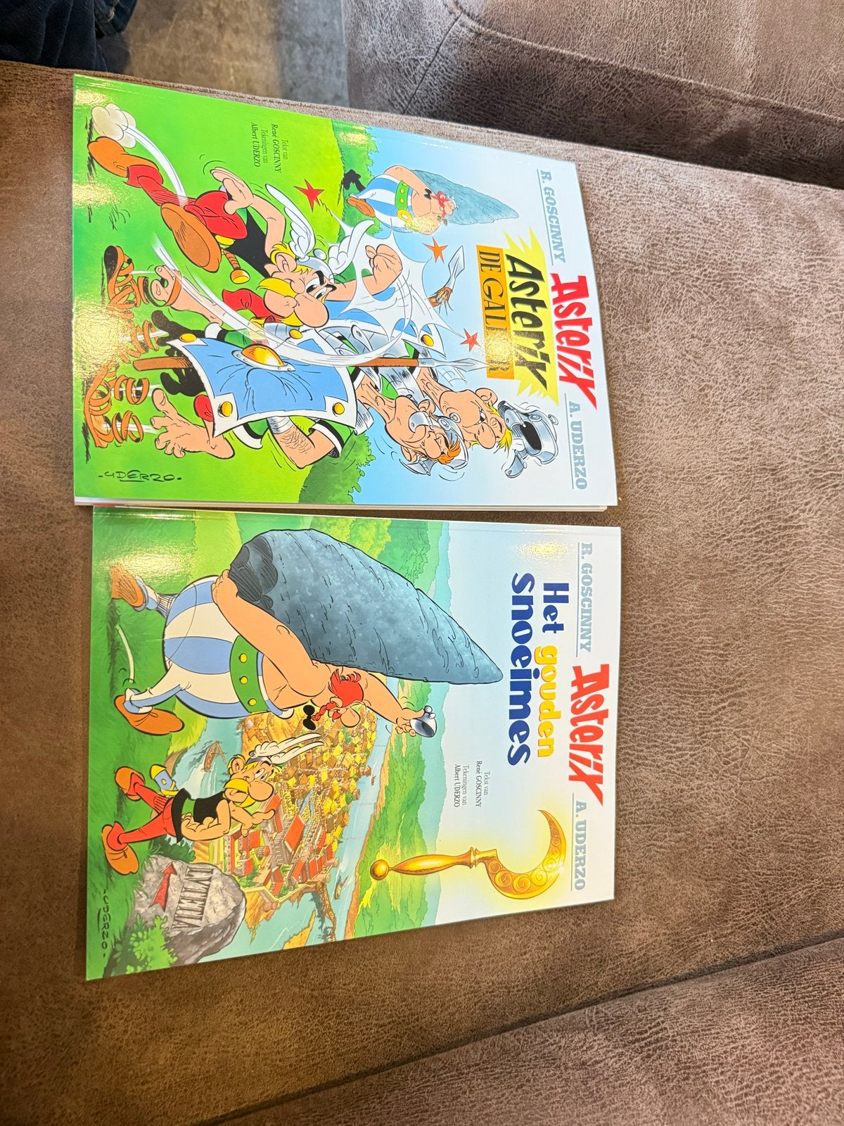 Nieuwe Asterix stripboeken: De Galliër & Het gouden snoeimes, Boeken, Meerdere stripboeken, Ophalen of Verzenden, Nieuw