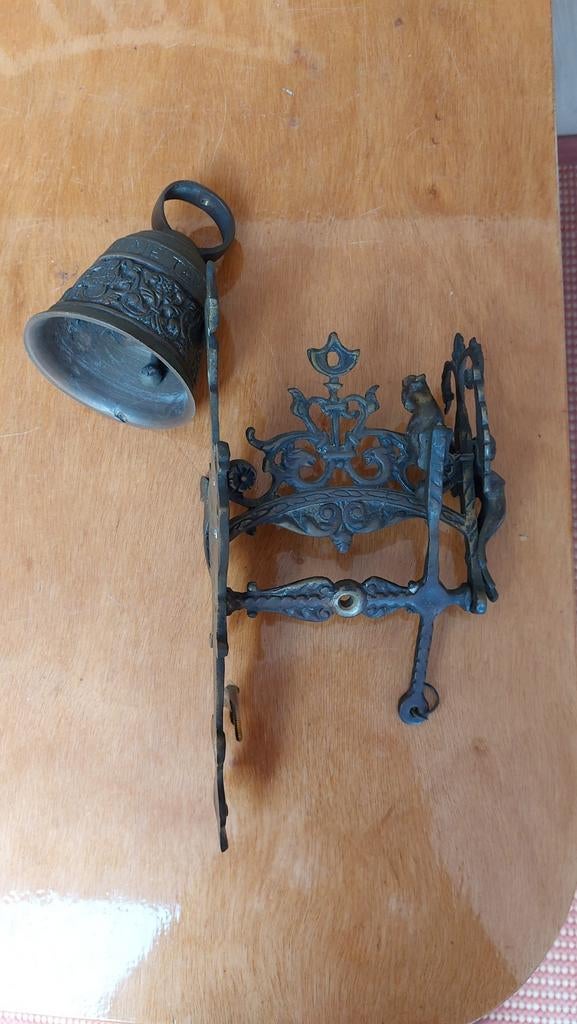 Antieke bronzen deurbel met engel en kat, Ophalen of Verzenden
