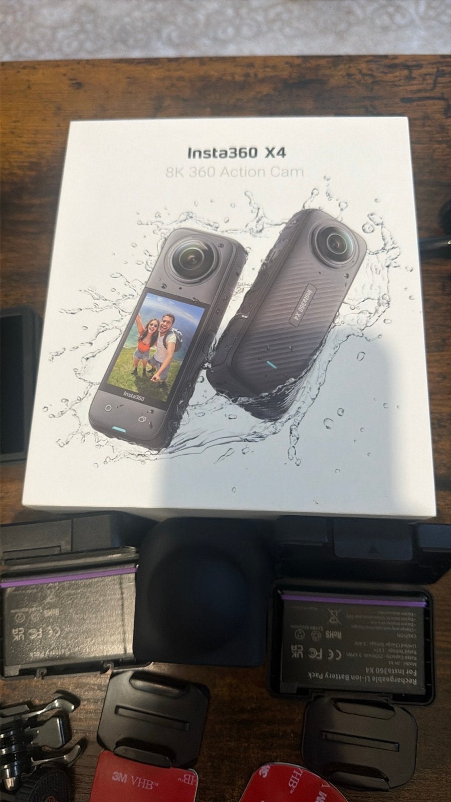 Insta360 X4 8K 360 Actiecamera met accessoires, Ophalen, Zo goed als nieuw, Overige merken