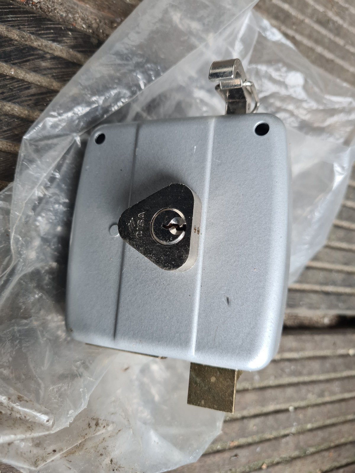 Nieuw CISA deurslot met sleutels, Ophalen of Verzenden, Nieuw, IJzer, Slot