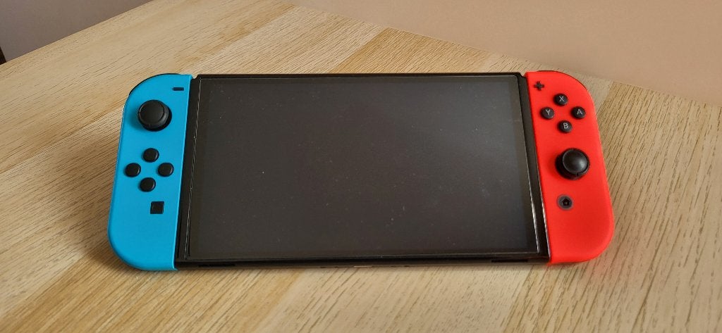 Foto 5 van Nintendo Switch OLED (incl 128GB Micro SD, screenprotector)
