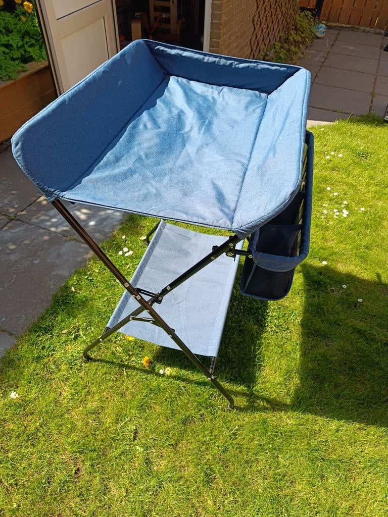 Fijne verschoontafel / commode (inklapbaar) - 74 x 63 cm, Ophalen, Gebruikt, Overige typen