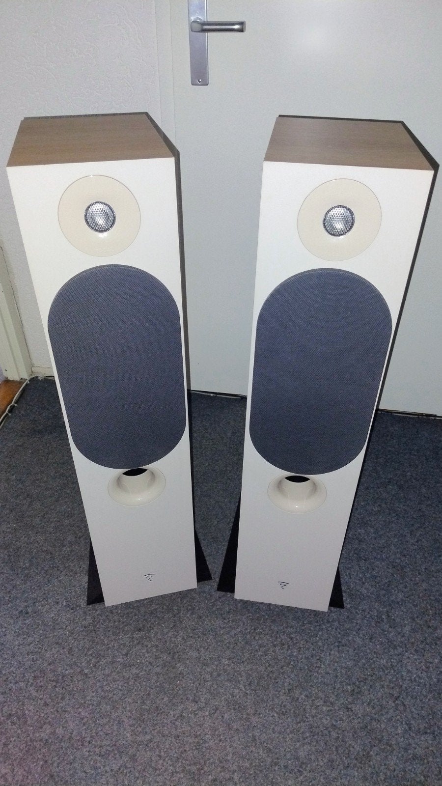 focal Chora 816 light Oak, zonder doos. alleen ophalen., Audio, Tv en Foto, Luidsprekers, Vloerstaande luidspreker, Zo goed als nieuw