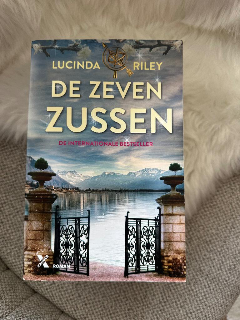 Zeven zussen deel 1, Ophalen of Verzenden, Zo goed als nieuw