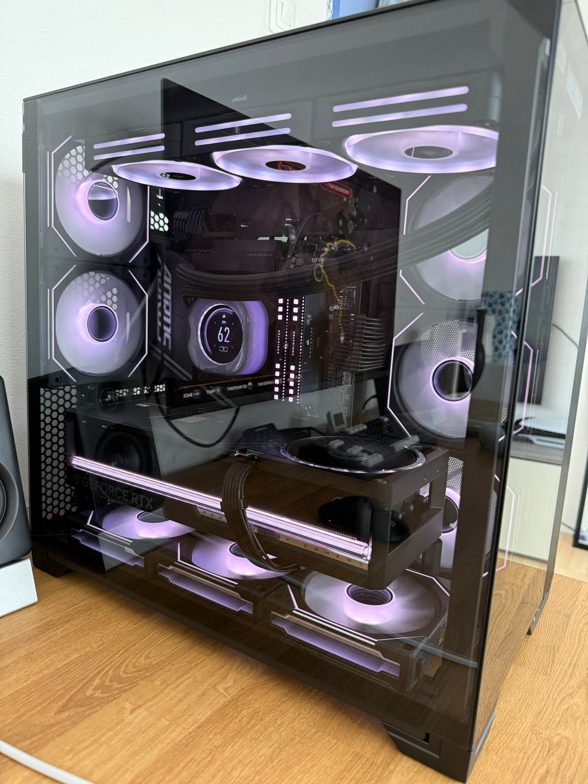 Rtx 5080 Asus Astral oc, Computers en Software, Videokaarten, Zo goed als nieuw, Nvidia, PCI-Express 5.0, Overige soorten, HDMI