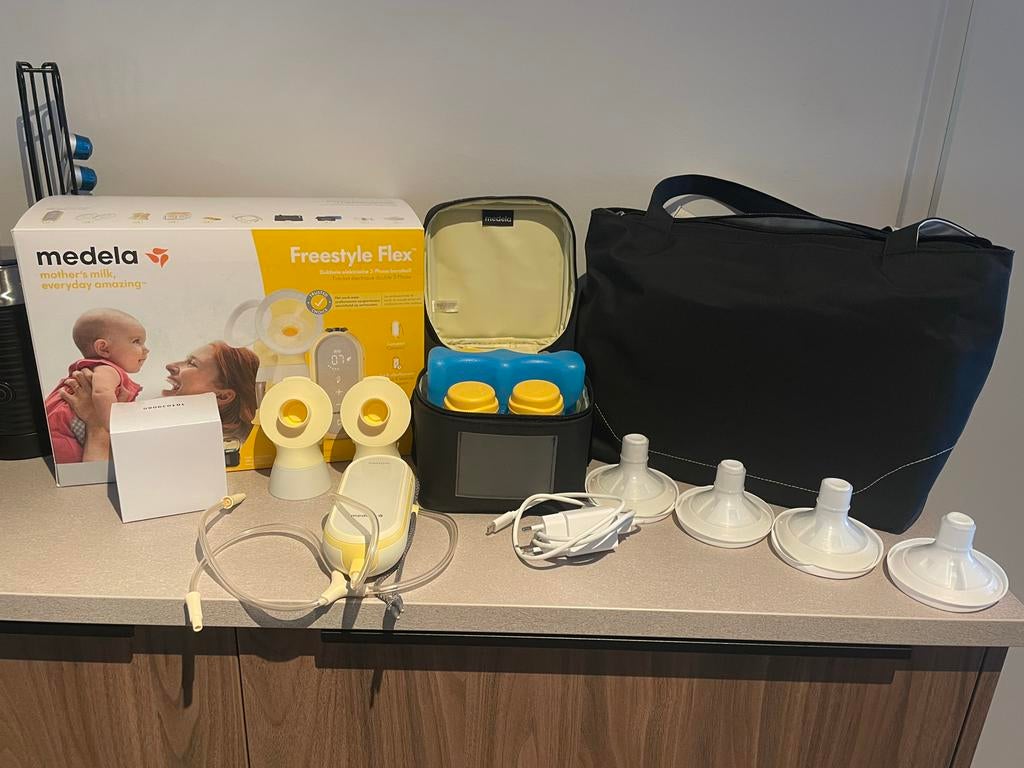 Medela Freestyle Flex Dubbele Elektrische Borstkolf Set, Ophalen of Verzenden, Zo goed als nieuw