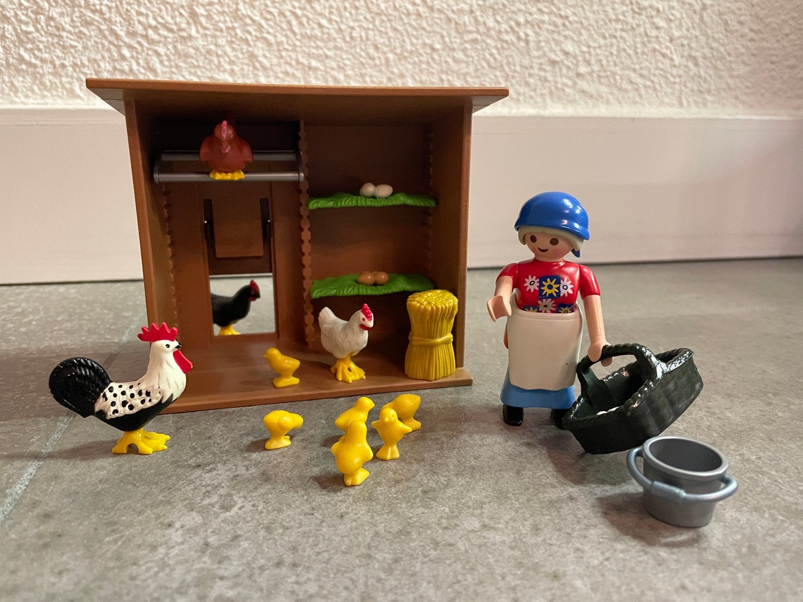 Playmobil 4492 - Kippenhok en boerin, Ophalen of Verzenden, Zo goed als nieuw