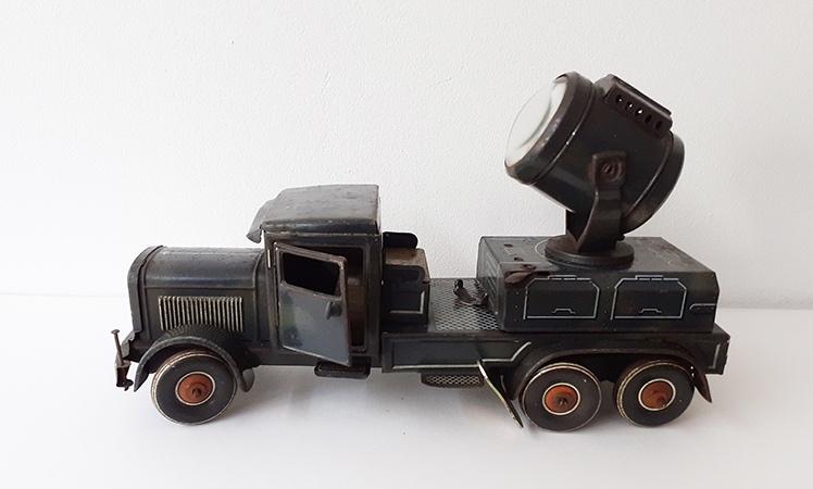 TIPPCO ? truck met schijnwerper, Antiek en Kunst, Antiek | Speelgoed, Ophalen of Verzenden