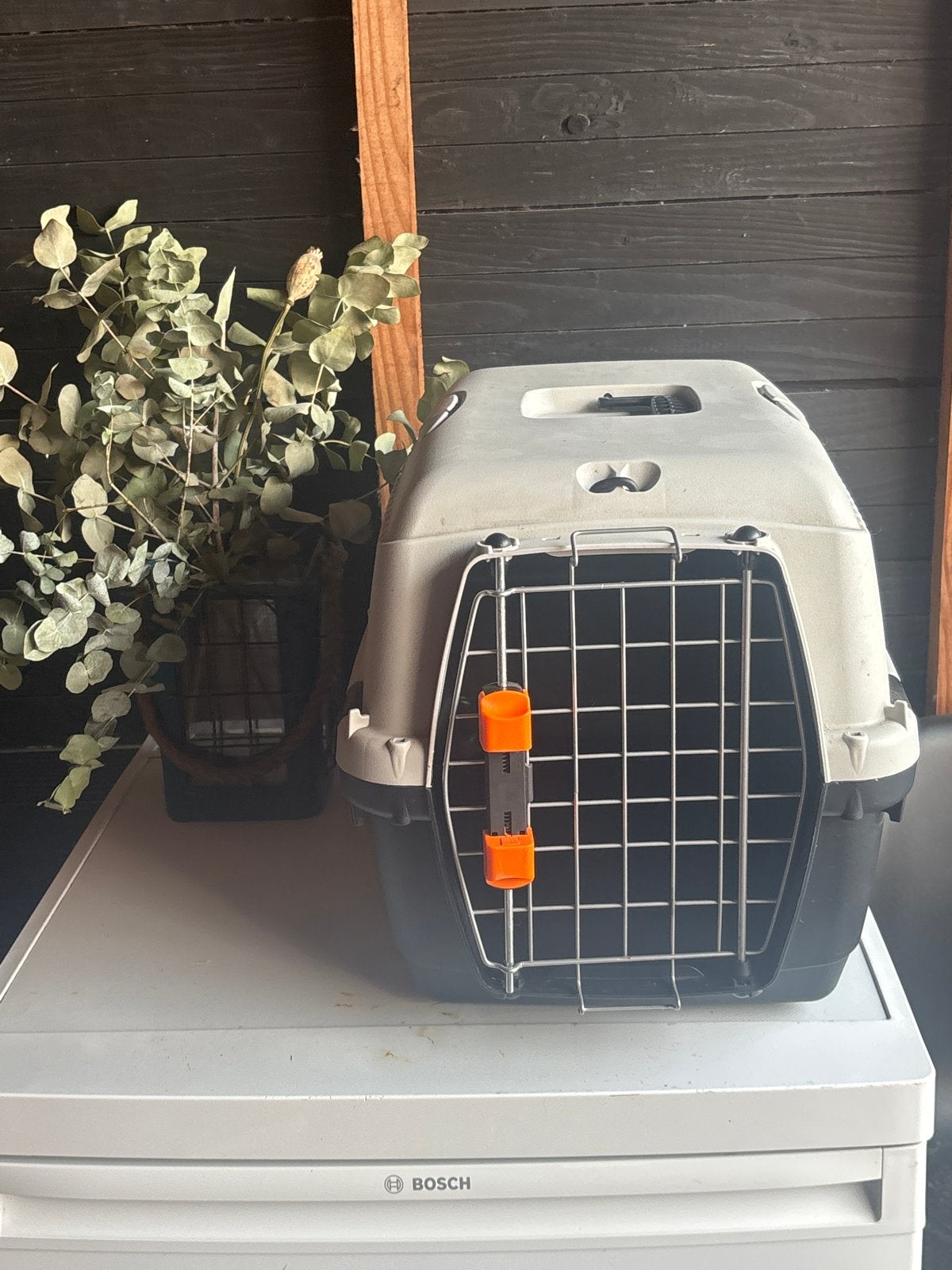 Te koop Reisbench/dierentransportbox, Ophalen of Verzenden, Zo goed als nieuw