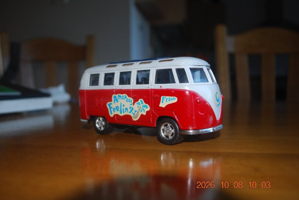 Modelauto VW Caravelle, Ophalen of Verzenden, Gebruikt, Bus of Vrachtwagen