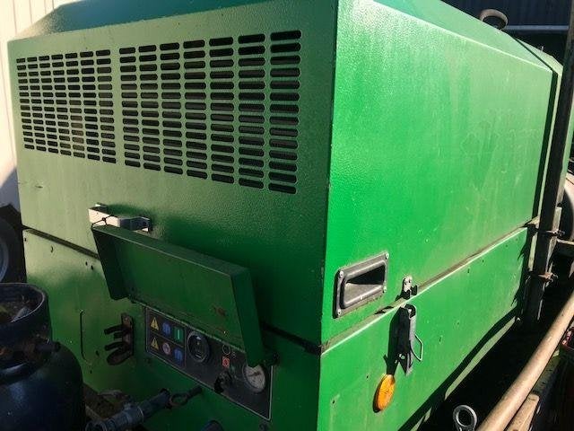 Compressor Ingersoll Rand 3 cil. diesel + NAkoeler, Doe-het-zelf en Verbouw, Ophalen, Geluidgedempt, Gebruikt, 800 liter/min of meer