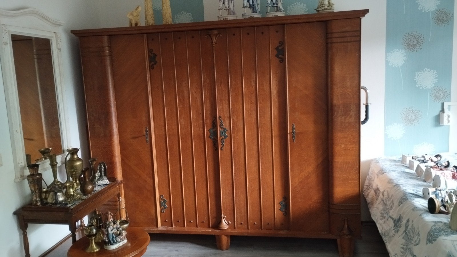 Vintage Kledingkast - Ruime antieke houten Garderobekast, Ophalen