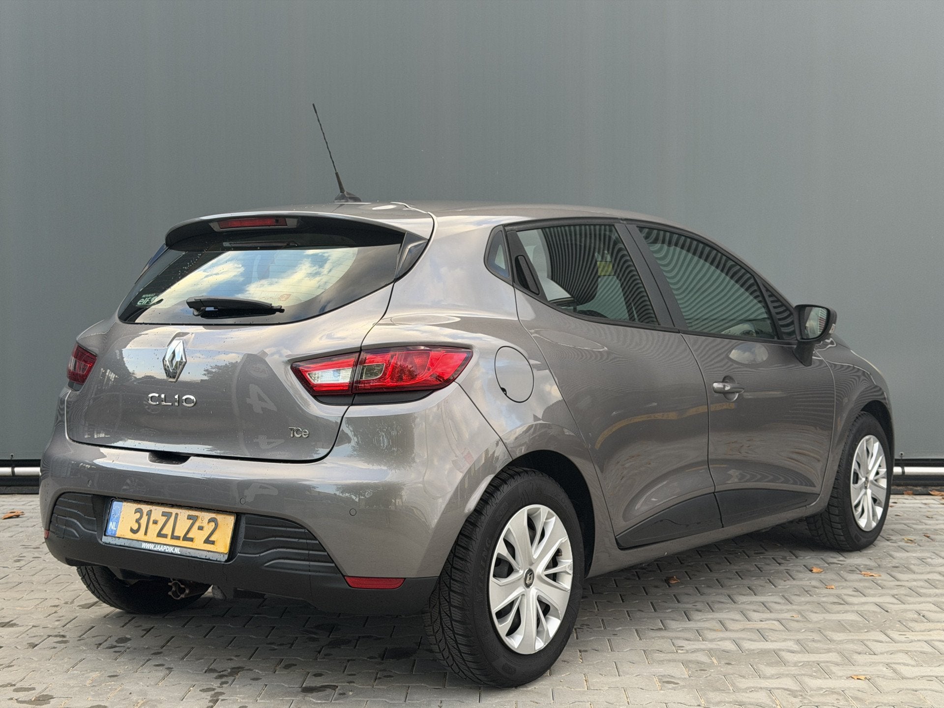 Renault Clio BWJ 2013 | 0.9 TCe 90PK Expression | TREKHAAK |, Voorwielaandrijving, Stof, Zwart, 540 kg