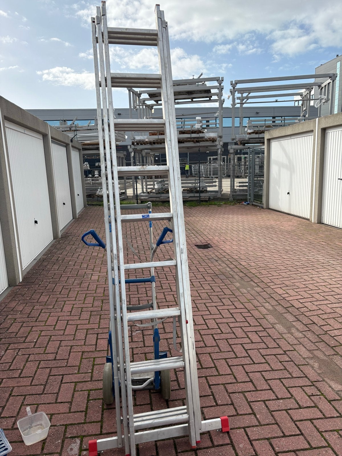 Aluminium Allzweckleiter 3x9 - Reformladder, Doe-het-zelf en Verbouw, Ophalen, Zo goed als nieuw, Ladder, Opvouwbaar of Inschuifbaar