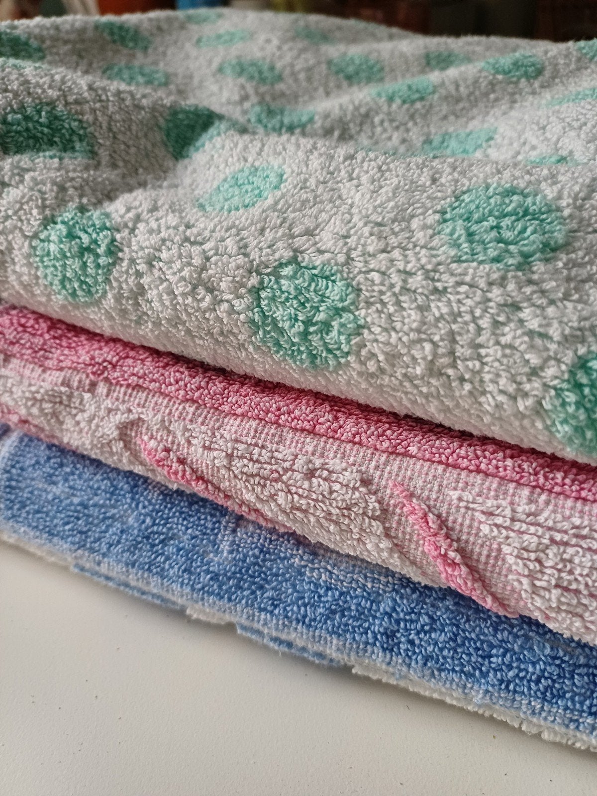3 x vintage handdoek pastel kleur, Ophalen of Verzenden, Zo goed als nieuw, Blauw, Handdoek