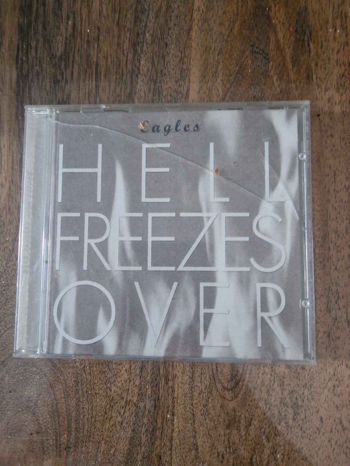 Eagles - Hell Freezes Over CD (hoesje beschadigd), Ophalen of Verzenden, Gebruikt, Album, Inclusief doosje