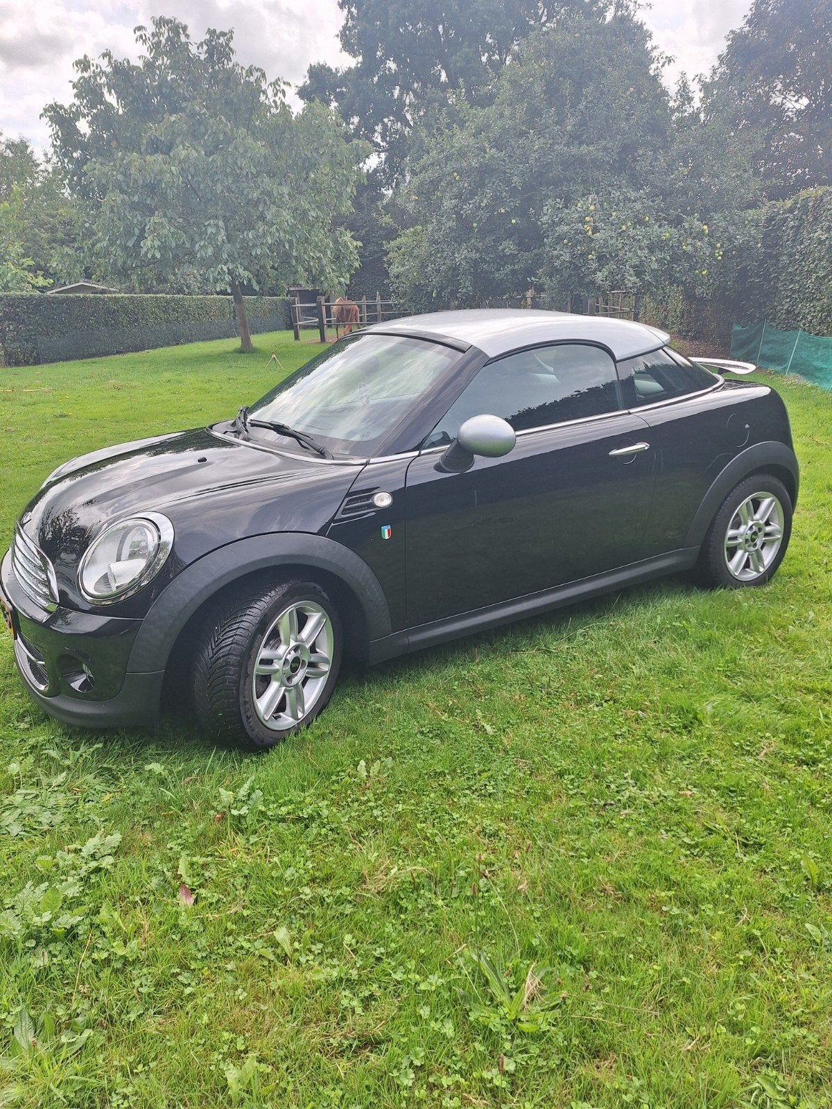 Mini 1.6 90KW Coupe 2011 Zwart, Auto's, Voorwielaandrijving, 4 cilinders, Handgeschakeld, 19 km/l
