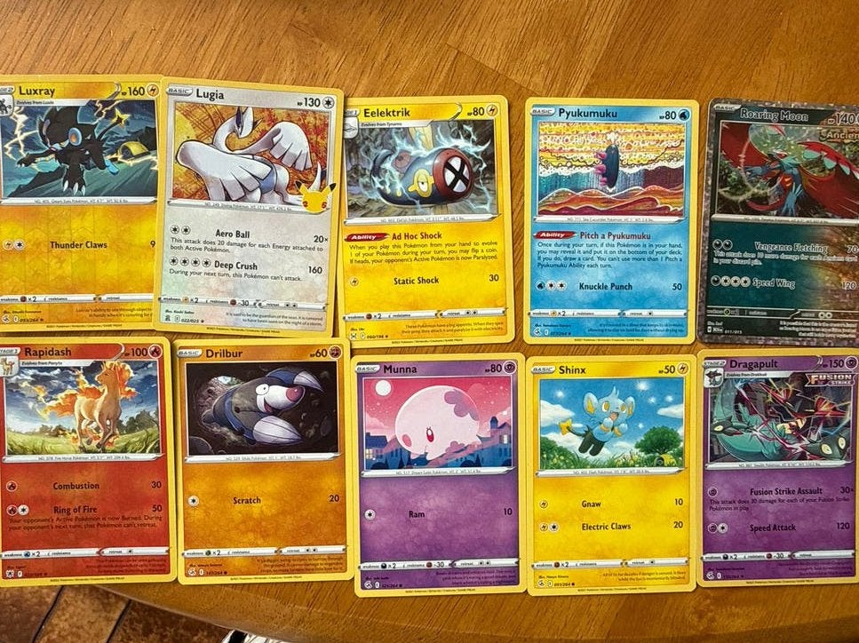 Pokémon Kaarten Collectie - Diverse Zeldzame Kaarten, Ophalen of Verzenden, Zo goed als nieuw, Meerdere kaarten