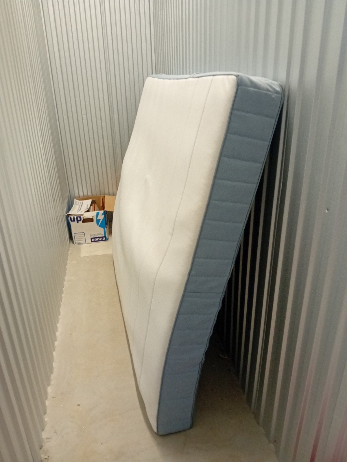 matras ikea, Ophalen