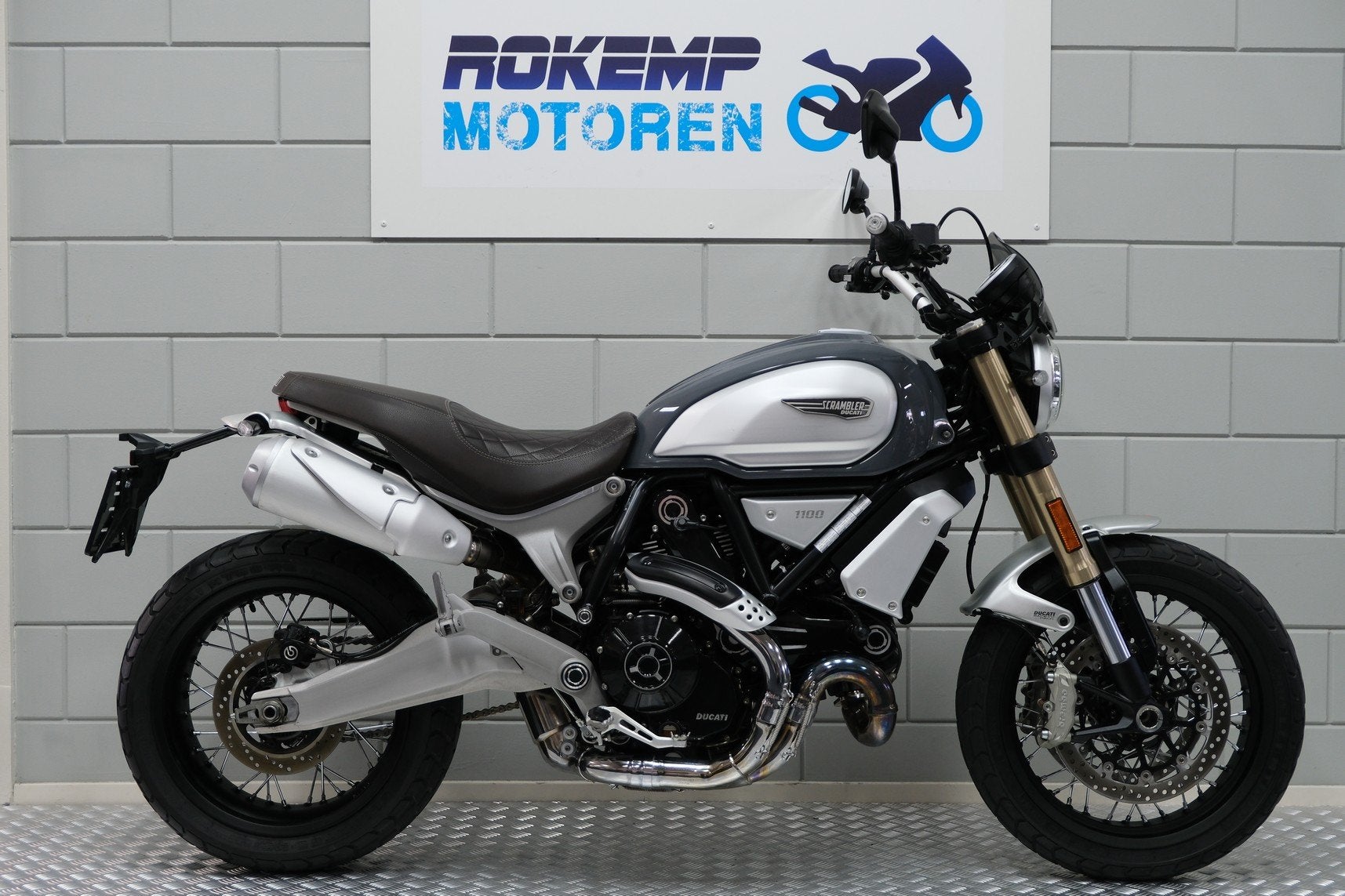 Ducati SCRAMBLER 1100 (bj 2018), Info@ducatie.fr, Bedrijf, Ducati Benelux B.V., Orves 390
92700  COLOMBES, FR