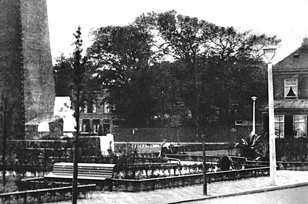700758 Den Helder 1939 NH Zeehelden Monument Gelopen m zegel, Ophalen of Verzenden, 1920 tot 1940, Gelopen, Noord-Holland