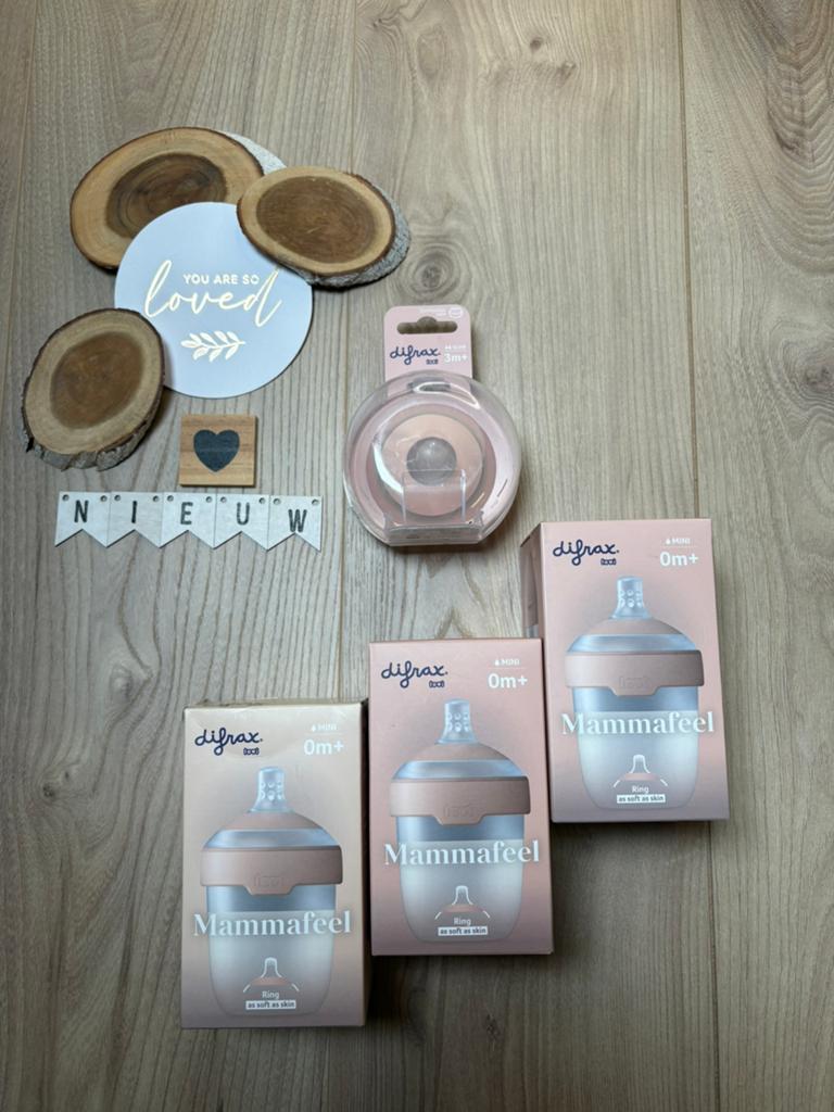 Difrax set 3 flesjes en 1 set extra spenen voor de fles, Kinderen en Baby's, Babyvoeding en Toebehoren, Ophalen of Verzenden, Nieuw