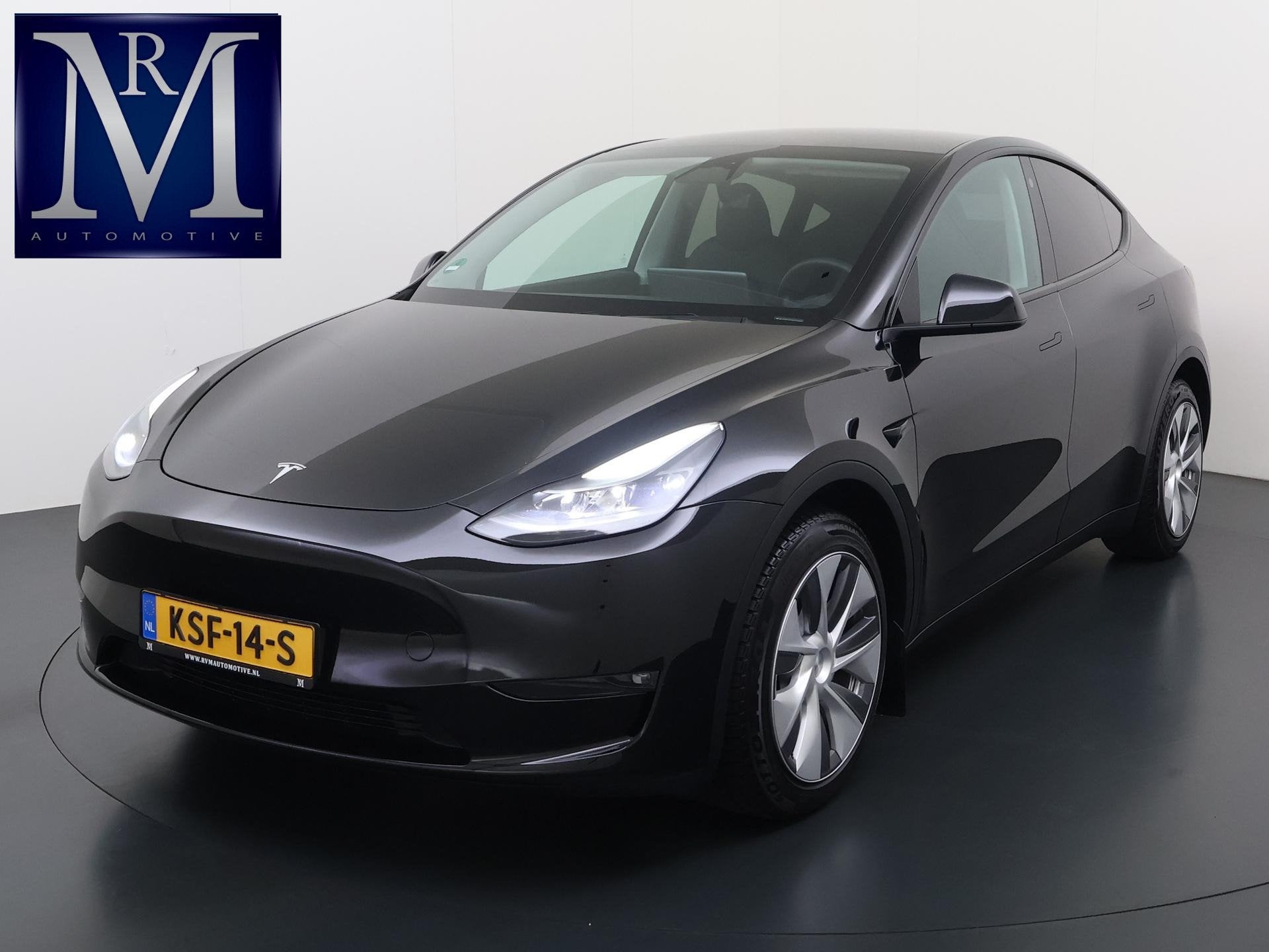 Tesla Model Y Long Range AWD 75 kWh SOH 95% | TESLA FABRIEKS, Auto's, Tesla, Automaat, Stof, Gebruikt, Zwart