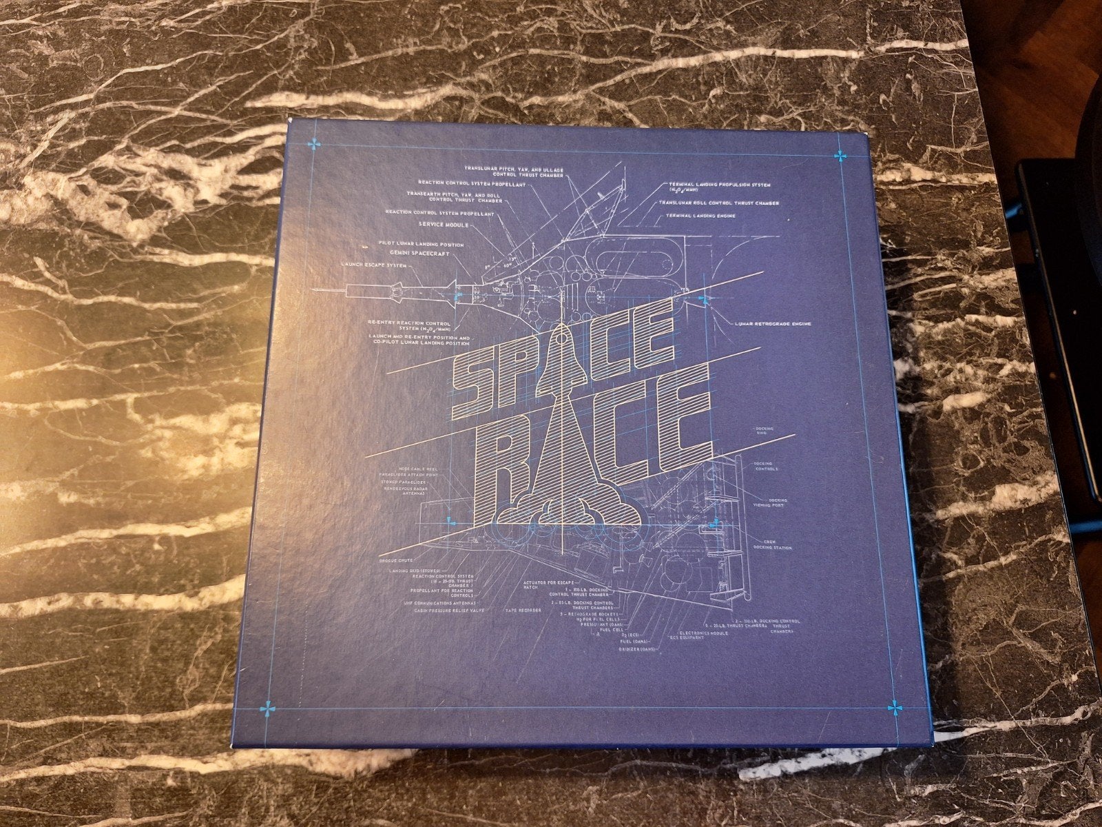 Space Race met Cold War expansion (Kickstarter exclusive), Vijf spelers of meer, Ophalen of Verzenden, Zo goed als nieuw, Boardcurator