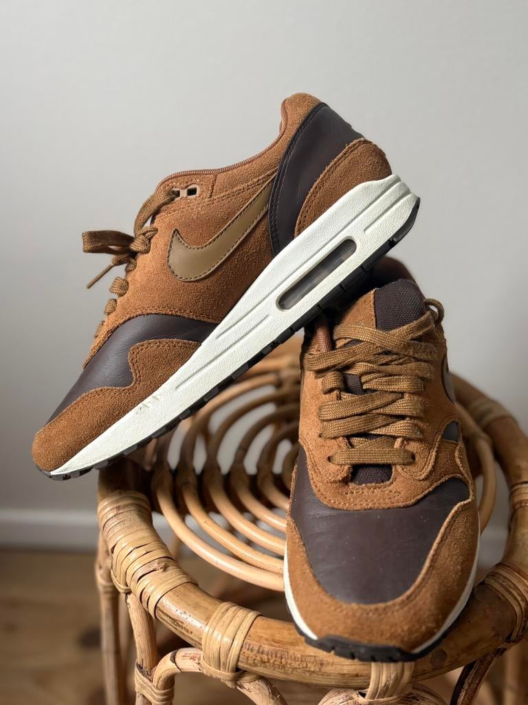 Nike Air Max 1 Premium SC “Ale Brown / Elemental Gold”, Bruin, Ophalen of Verzenden, Sneakers of Gympen, Zo goed als nieuw