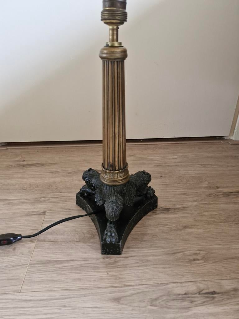 Een topper van een antieke empire lampen voet in goede staat, Antiek en Kunst, Antiek | Lampen, Ophalen of Verzenden