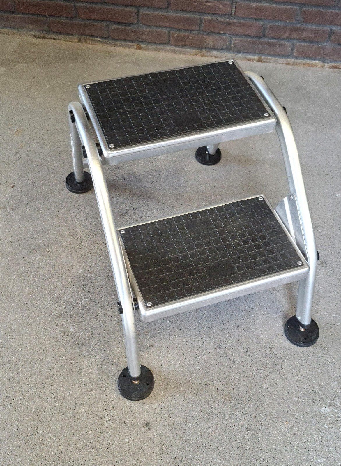 Darwin caravantrap met Stepfoots in Elburg 
wegens v, Ophalen, Gebruikt