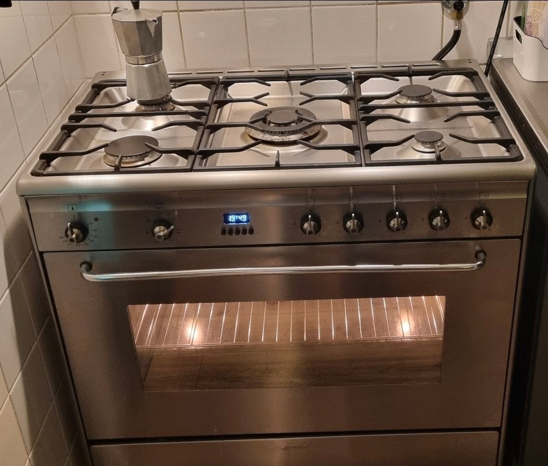Smeg Fornuis met Gas Kookplaat en Oven, Witgoed en Apparatuur, Fornuizen, Ophalen, Gebruikt, 60 cm of meer, Gas